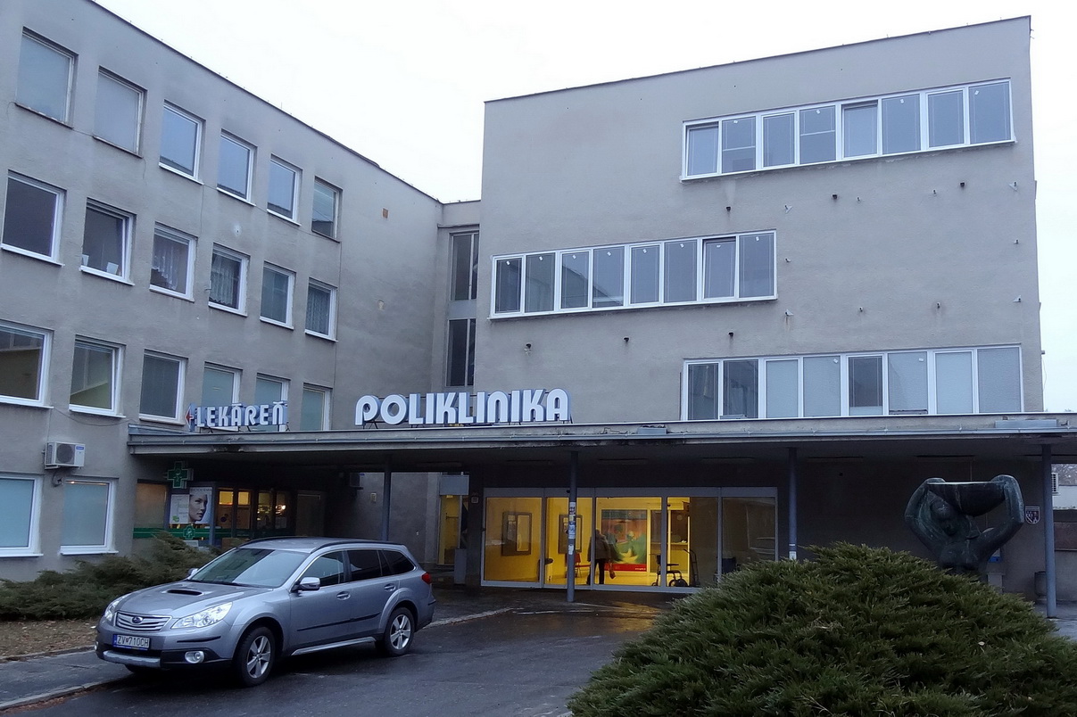 Budova Polikliniky Zvolen, kde sídli ORL ambulancia